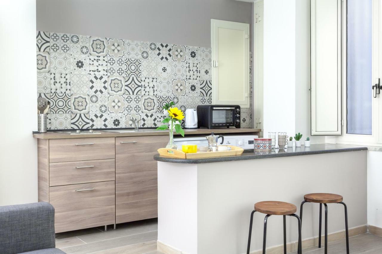 Manuela Apartments Centro Storico ナポリ エクステリア 写真
